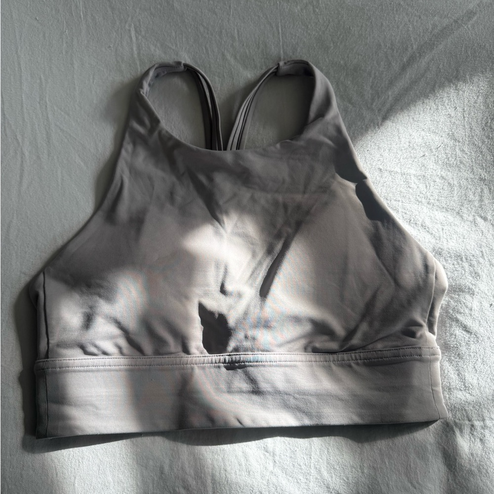 Lululemon long line High-Neck Sports Bra in Light Gray Sz 8